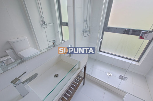 Imagen 13 de 21 de Apartamento En Alquiler, 1 Dormitorio Y Medio