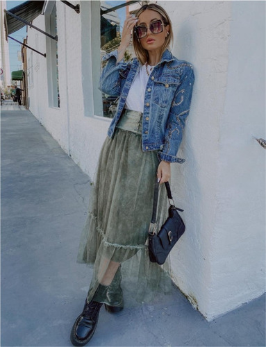 Imagem 2 de 3 de Jaqueta Jeans Feminina True By Michelle Fernandez