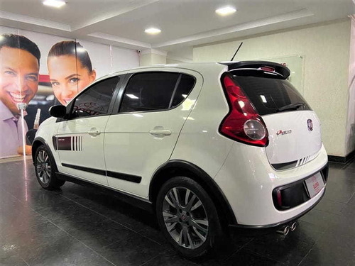 Imagem 12 de 15 de Fiat Palio Sporting 1.6 16v Flex 4p. Mec. 2015
