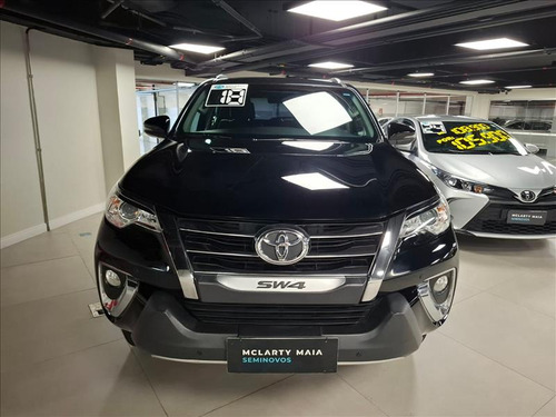 Toyota Hilux SW4 2.7 Srv 7 Lugares 4x2 16v
