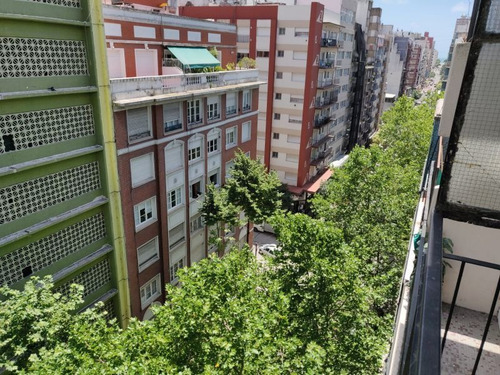 Imagen 2 de 9 de Temporada | 2 Ambientes A La Calle