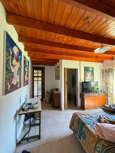Casa En Venta - 8 Dormitorios 4 Baños - La Lonja