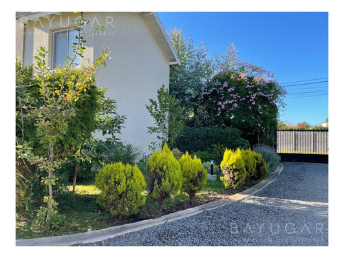 Imagen 15 de 30 de Venta - Ph Dúplex A Estrenar En Barrio La Fernanda - Villa Rosa - Bayugar Negocios Inmobiliarios