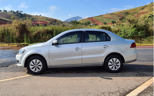 Volkswagen Voyage 1.0 Trend Tec Total Flex 4p