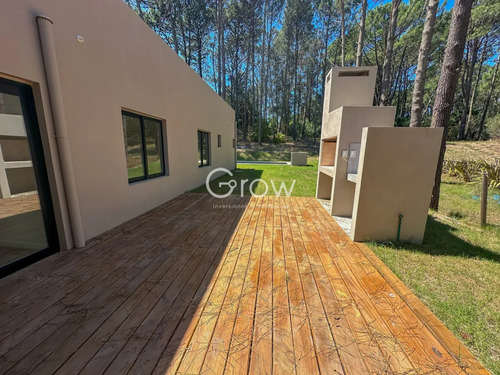 Casas A Estrenar En Laguna Del Sauce. Punta Del Este