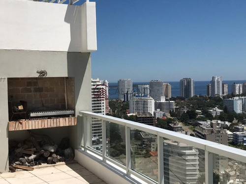 Imagen 26 de 30 de Apartamento Penthouse, 4 Dormitorios Y Dependencia, Brava, Punta Del Este, Venta - Punta Del Este Brava