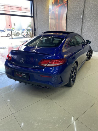 Imagem 4 de 13 de C-43 Coupe Amg 3.0 V6 Bi-turbo Aut.