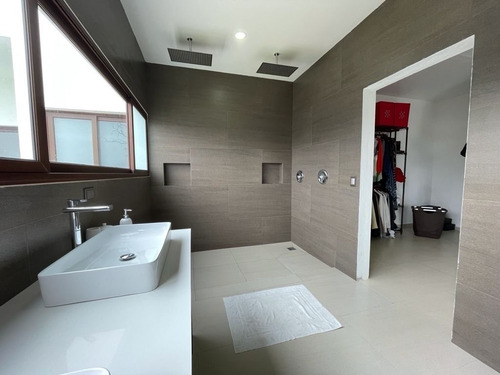 Imagen 16 de 30 de Casa Estilo Minimalista En Venta, Fincas De Sayavedra. Atiza