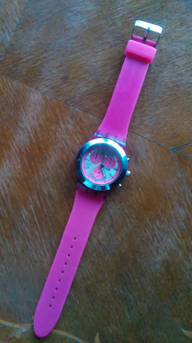 Reloj Dama Beike Malla De Goma Rosa Fucsia