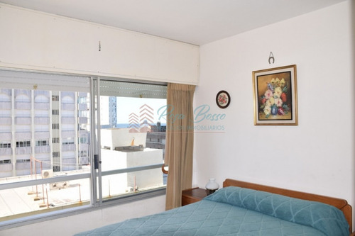 Apartamento En Peninsula, 1 Dormitorios *- Ref: 184