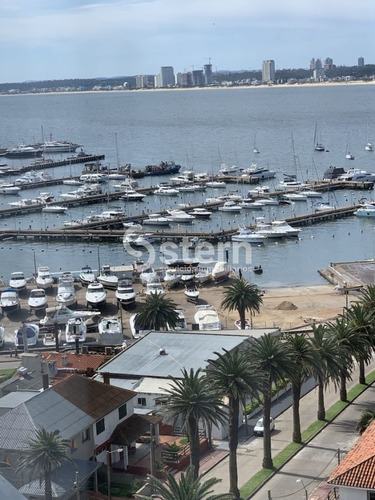 Imagen 19 de 23 de Punta Del Este-2 Dormitorio-vista Al Puerto- Edificio Lafayette
