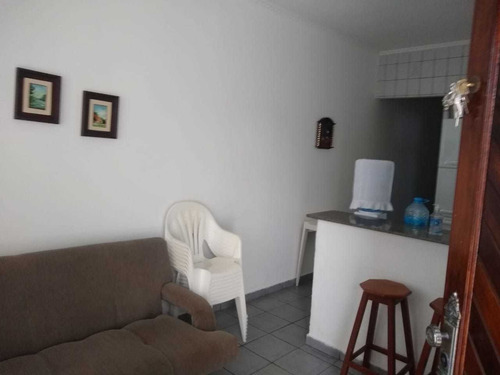 Imagem 9 de 14 de Casa 03 Dormitórios, 650 Metros Do Mar (2107)