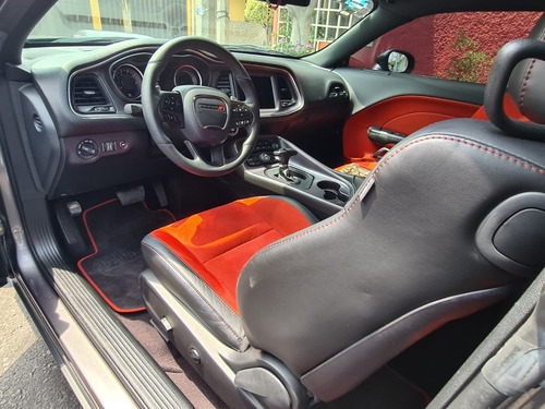 Imagen 8 de 10 de Dodge Challenger 2018 6.5l Sc Pack At