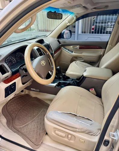 Toyota Land Cruiser Prado Vx