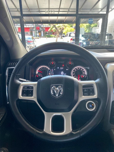 Ram 1500 Laramie 5.7 V8 4x4 2016