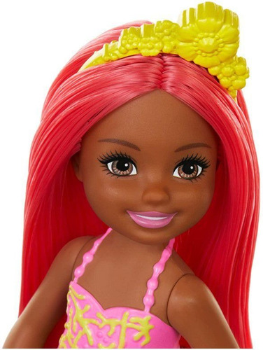 Imagem 3 de 5 de Boneca Barbie Dreamtopia Chelsea Sereia Cabelo E Cauda Coral