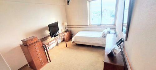 Venta Departamento 4 Ambientes En Flores. Excelente Ubicacion