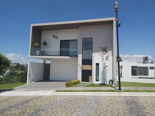 Imagen 2 de 14 de Se Vende Hermosa Casa En Lomas De Angelópolis Amueblada