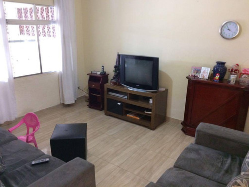 Imagem 17 de 18 de Ótima Casa Próximo De Tudo Farmácias, Lojas, Avenidas, Pontos De Condução E Muitos Mais Alem Disso A Casa É Muito Boa Com Ambientes Bem Arejados E Cômodos Bons - Hm2562