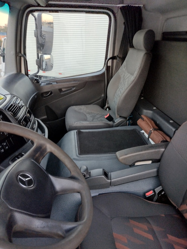 Imagem 10 de 13 de Atego 2430 Bi Truck
