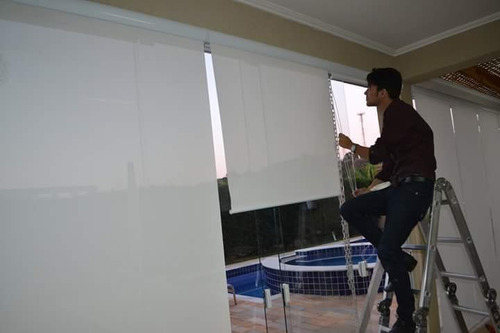 Imagem 1 de 5 de Manutenção Persianas, Instalação, Lavagem, Reforma.