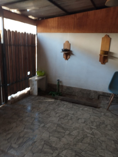 Limache - Se Vende Casa En Andres Bello, 2d Y 1b