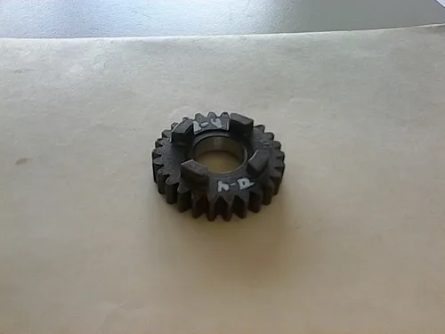 Piñon De Cuarta Cg 150 2-4