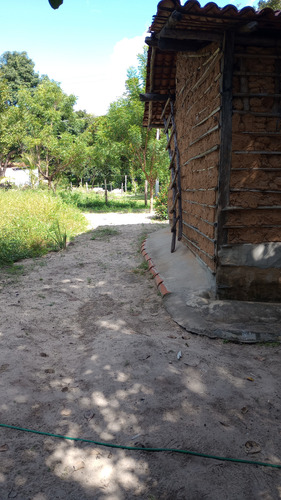 Terreno Com Casa Pequena