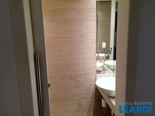 Imagem 8 de 15 de Apartamento - Alphaville - Sp - 531668