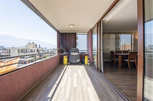 Imagen 3 de 13 de Departamento En Venta De 4 Dormitorios En Providencia