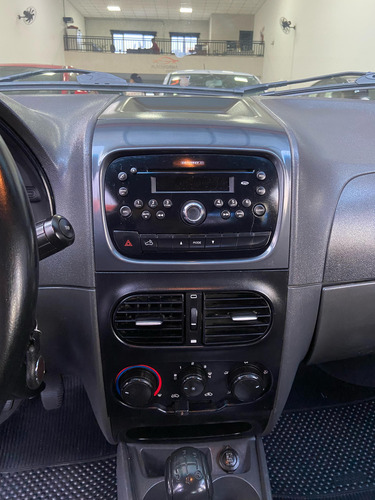 Fiat Strada 1.4 MPI HARD WORKING CD 8V FLEX 3P MANUAL