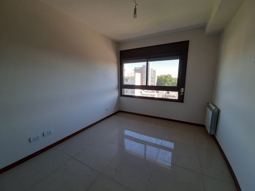 Departamento Fundar De 1 Dormitorio En Echesortu