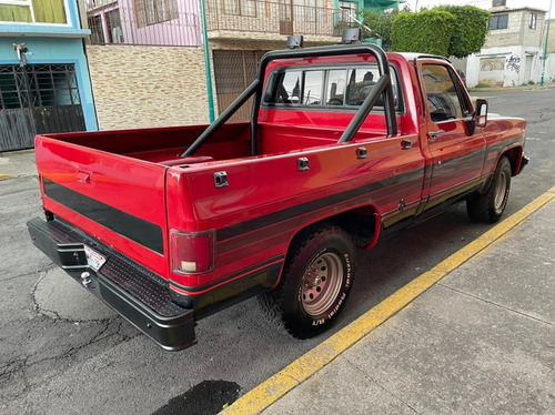 Imagen 4 de 10 de Chevrolet Cheyenne Hunter