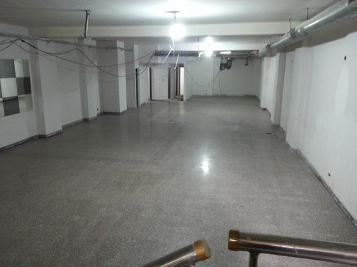 Imagen 2 de 10 de Local 200m2 En Alquiler, Av Corrientes 1600, San Nicolas, Caba