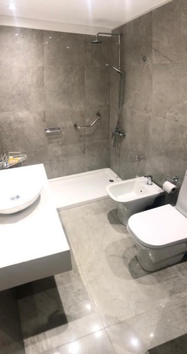 Venta Depto 4 Amb. Semipiso A Nuevo. Apto Credito Alsina 100. Ramos Mejía