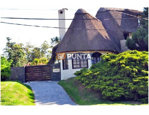 Imagen 2 de 10 de Casa En Venta Punta Del Este