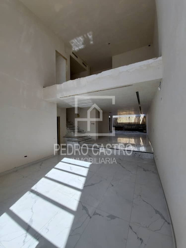 Imagen 9 de 23 de Pedro Castro Inmobiliaria Ofrece En Venta Town House En Conjunto Residencial Los Saltos, Alta Vista, Puerto Ordaz #@pedro_castroj #somosinmobiliaria #inversion #zonaexclusiva #plusvalia #asesoresenpzo