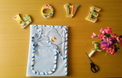 Toalla Para Bebe 100% Algodón + Accesorios