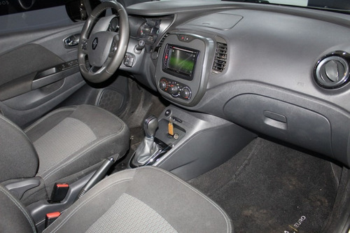 Imagem 13 de 15 de Renault Captur 1.6 16v Life Aut.