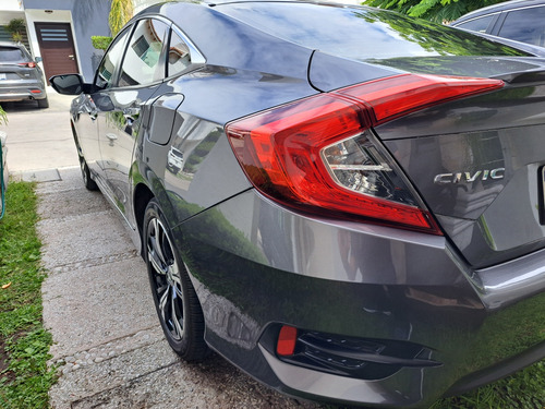 Honda Civic 1.5 Turbo Touring I-style Cvt