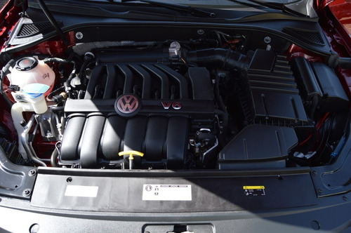 Volkswagen Passat 2018 V6 Rojo
