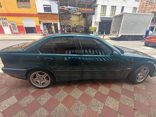 BMW M3 318 is