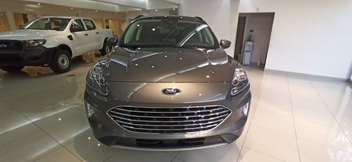 Imagen 2 de 6 de Ford Kuga Hibrida Titanium
