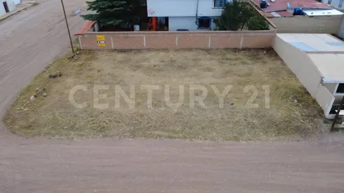 - Se Vende Terreno En Calle Jose Ruiz En Cd. Cuauhtemoc, Chih