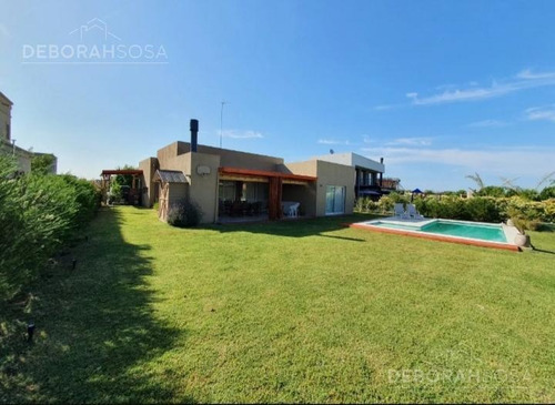 Imagen 3 de 22 de Hermosa Casa En Venta - El Canton