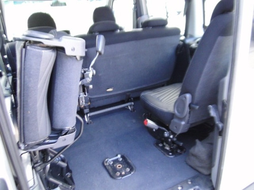 Fiat Doblo 1.8 Mpi Essence 7l 16v Flex 4p Manual