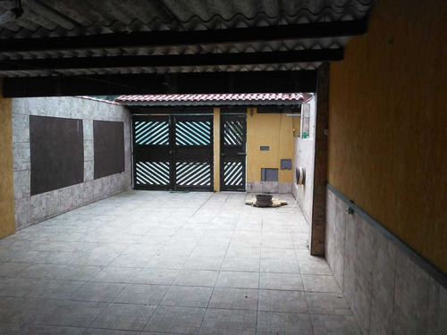 Imagem 2 de 14 de Casa Em Mongaguá Lado Morro 1 Quarto,4 Vagas De Garagem 869