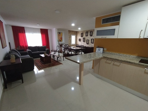 Imagen 2 de 13 de Apartamento En Alquiler Entre Montañas