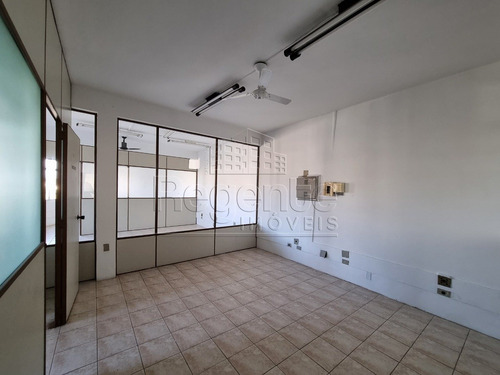 Imagem 10 de 15 de Casa Comercial A Venda No Bairro Capoeiras Em Florianopolis - V-82008