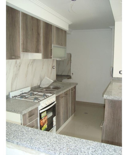 Imagen 4 de 15 de Departamento De 2 Ambientes Al Frente Con Balcon